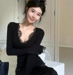 Elegant Lace & Velvet Long-Sleeve Thermal Top