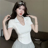 Pure desire style white U-neck short sleeved T-shirt for women, slim fit and waist cinching, spicy girl, slimming design sense, short style, elegant clothes