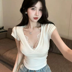 Foreign trade design sense V-neck lace patchwork short sleeved T-shirt for women in summer, slim fit, sexy, chest revealing, spicy girl, pure cotton upper garment