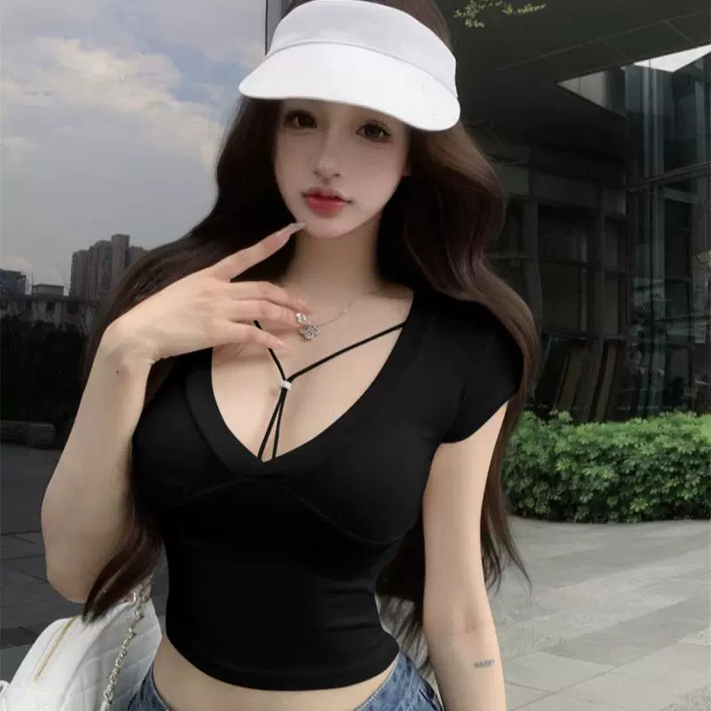 Foreign trade pure desire style V-neck short sleeved T-shirt for women, slim fit and sexy strap design, black spicy girl chic chic chic on clothes