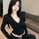 Hot girl V-neck long sleeved pure cotton T-shirt for women in spring and autumn, thin black slim fit, short button down shirt, irregular top