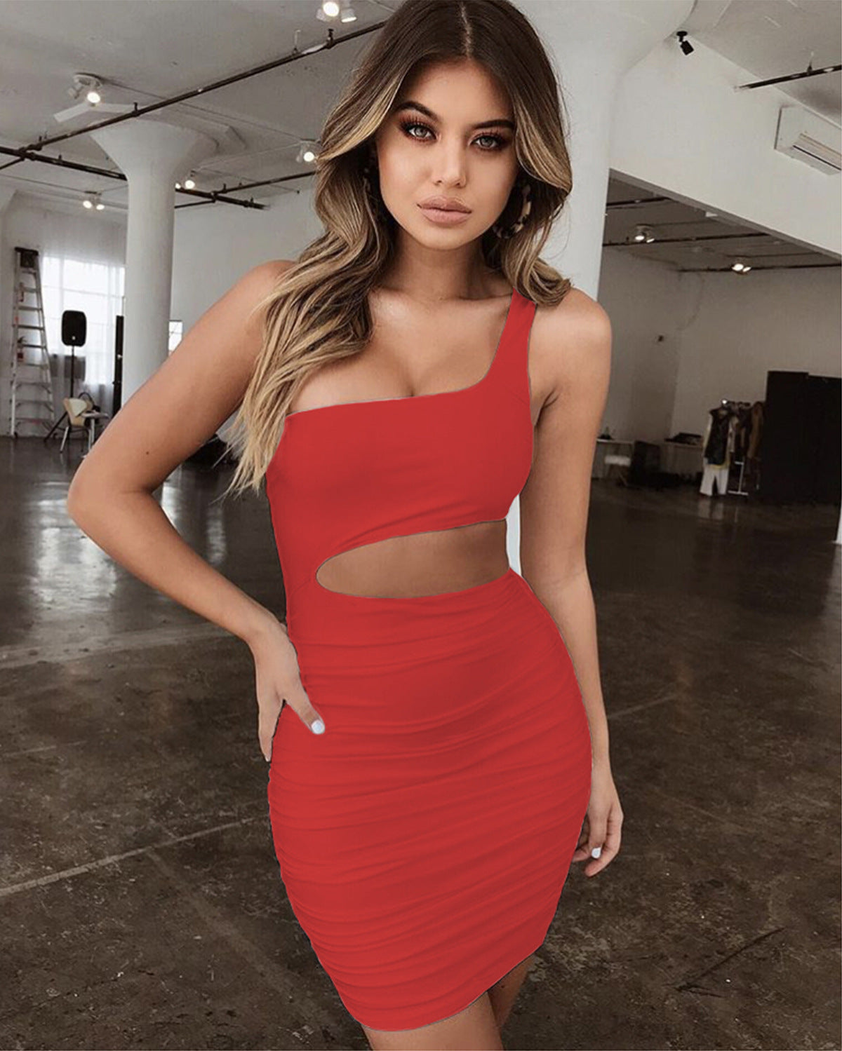 2026 summer new European and American women's clothing Amazon hot one shoulder chest wrapped sexy nightclub hip wrapped dress
