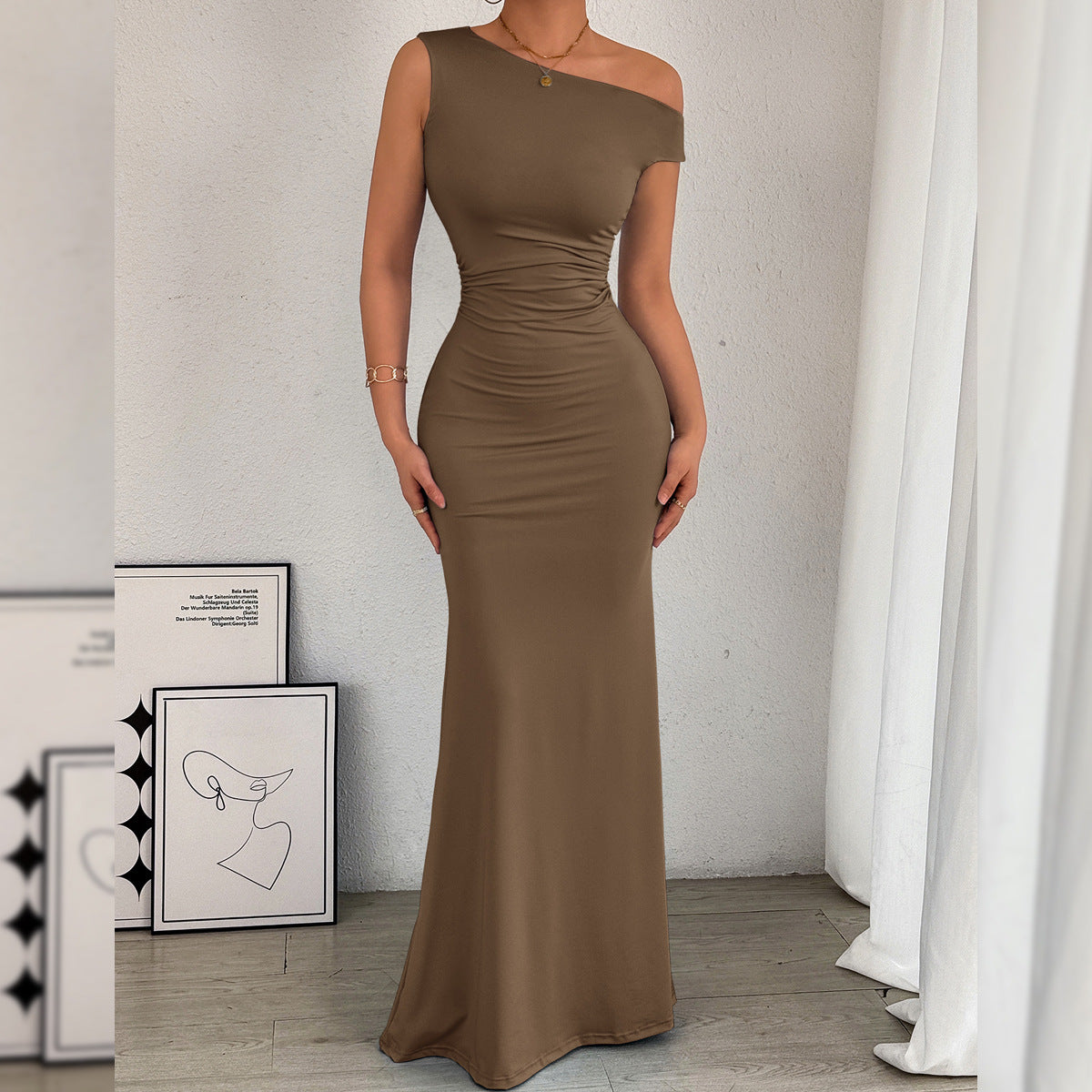 2026 European and American Cross border Women's Fishtail Skirt Amazon Hot Item Slant Shoulder Collar Waist Wrinkled Sleeveless Sexy Dress