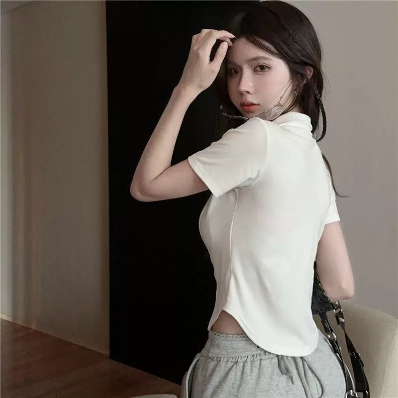 Pure desire style white U-neck short sleeved T-shirt for women, slim fit and waist cinching, spicy girl, slimming design sense, short style, elegant clothes