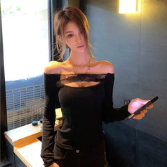 Black hollowed out lace one shoulder long sleeved T-shirt for women in spring and autumn, thin and spicy, slim and sexy internet celebrity top