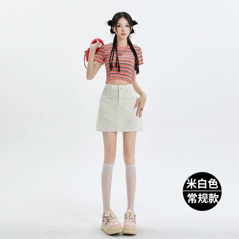 White denim short skirt for women 2025 new style, small height, high waist, lined with anti glare A-line skirt, wrapped buttocks, half body skirt
