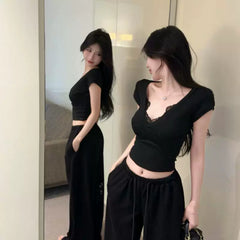 Foreign trade black pure desire sexy summer lace patchwork V-neck short sleeved T-shirt with female design sense, niche spicy girl short top
