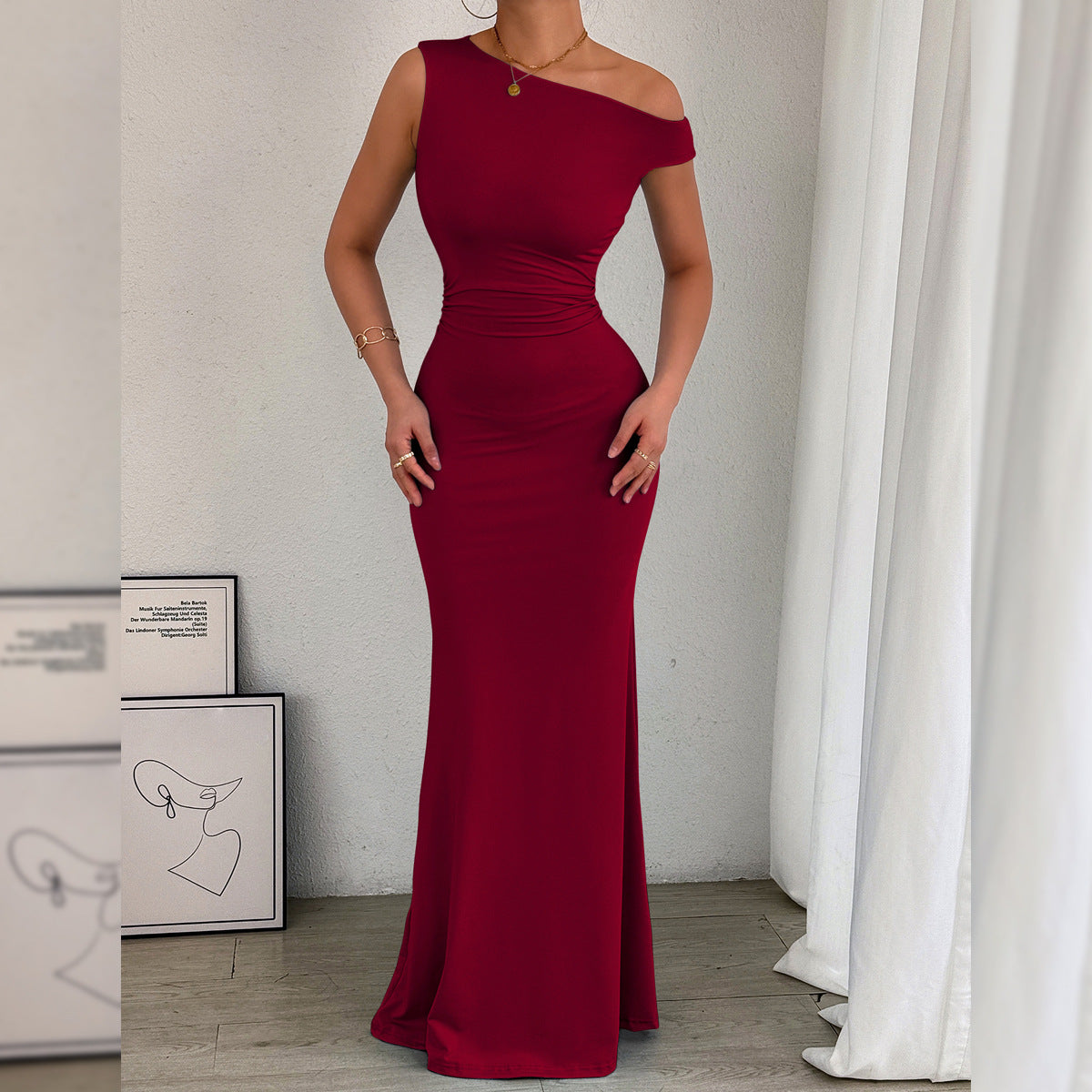 2026 European and American Cross border Women's Fishtail Skirt Amazon Hot Item Slant Shoulder Collar Waist Wrinkled Sleeveless Sexy Dress