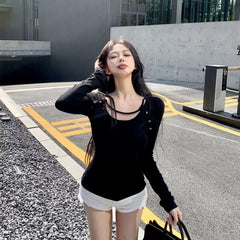 Foreign trade pure desire style layered black U-neck long sleeved T-shirt for women in winter, slim fit, waist cinching, and plush versatile base top