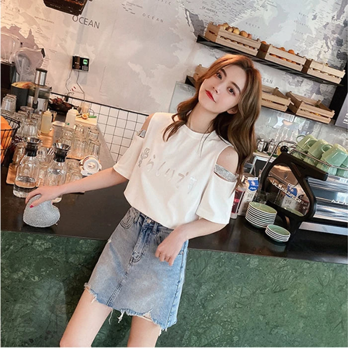 Foreign trade white short sleeved t-shirt women's summer outfit new Japanese off shoulder cute student loose design top ins trend