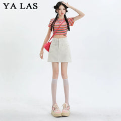 White denim short skirt for women 2025 new style, small height, high waist, lined with anti glare A-line skirt, wrapped buttocks, half body skirt