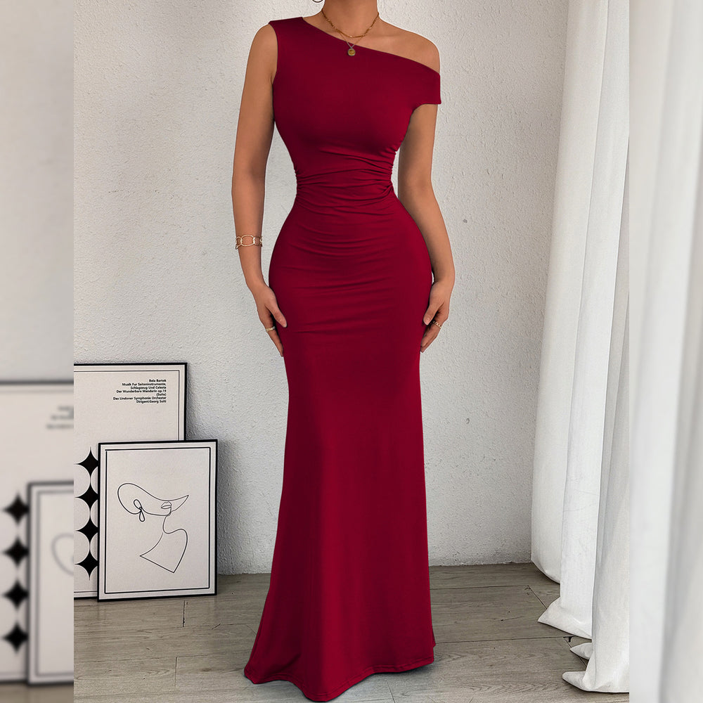 2026 European and American Cross border Women's Fishtail Skirt Amazon Hot Item Slant Shoulder Collar Waist Wrinkled Sleeveless Sexy Dress