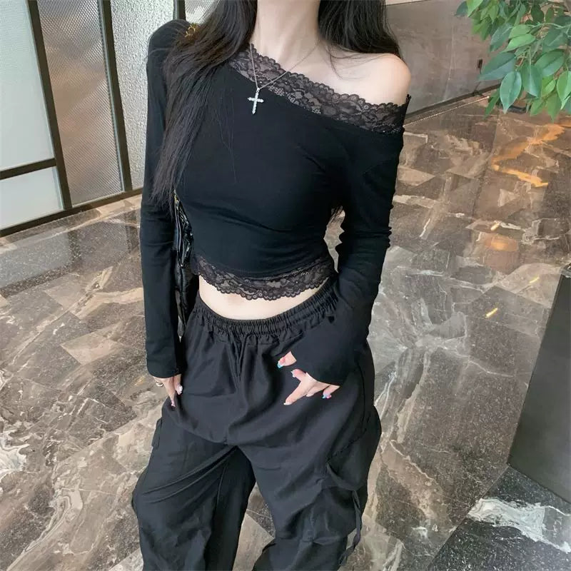 Pure desire spicy girl sexy one shoulder top, women's autumn and winter design sense, slanted shoulder long sleeved T-shirt, lace base shirt, inner layer