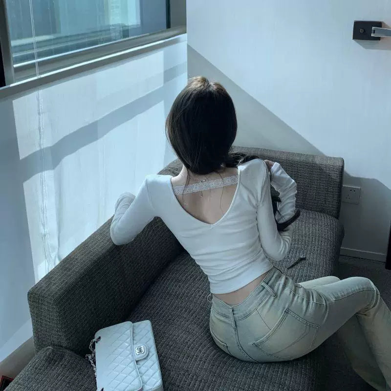 Foreign trade black sweet and spicy girl sexy V-neck long sleeved T-shirt, pure cotton base shirt, women's spring and autumn pure desire slim fit tight short top