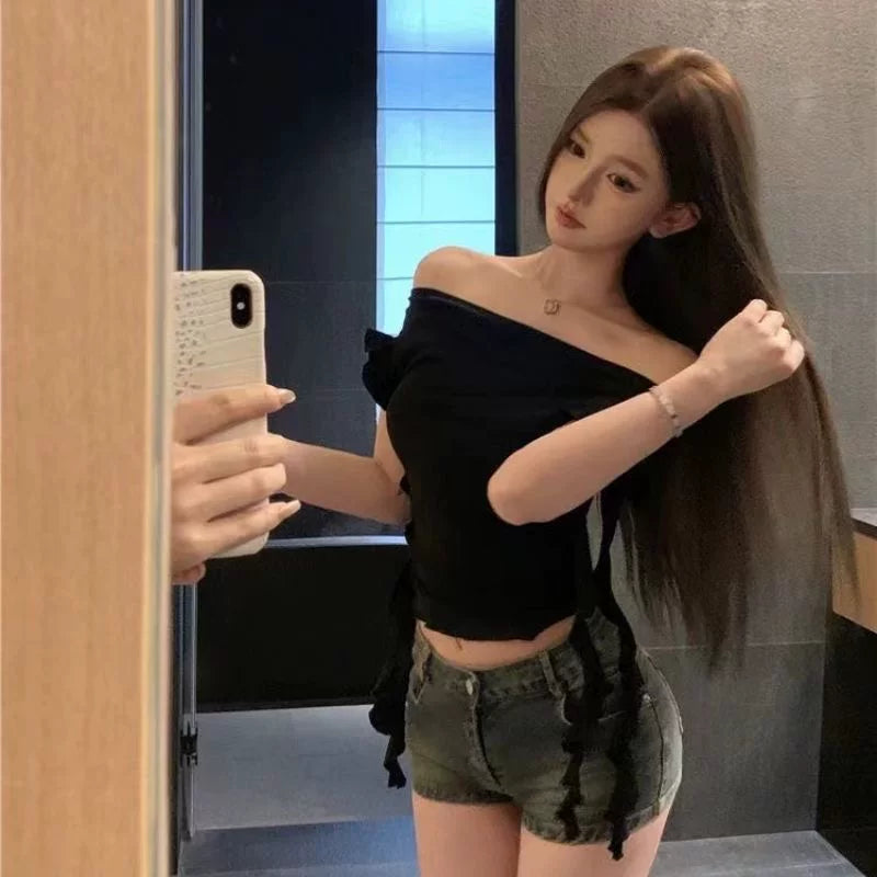 Foreign trade pure desire style sexy spicy girl short sleeved T-shirt for women in summer, one shoulder lotus leaf edge fluttering white top short style