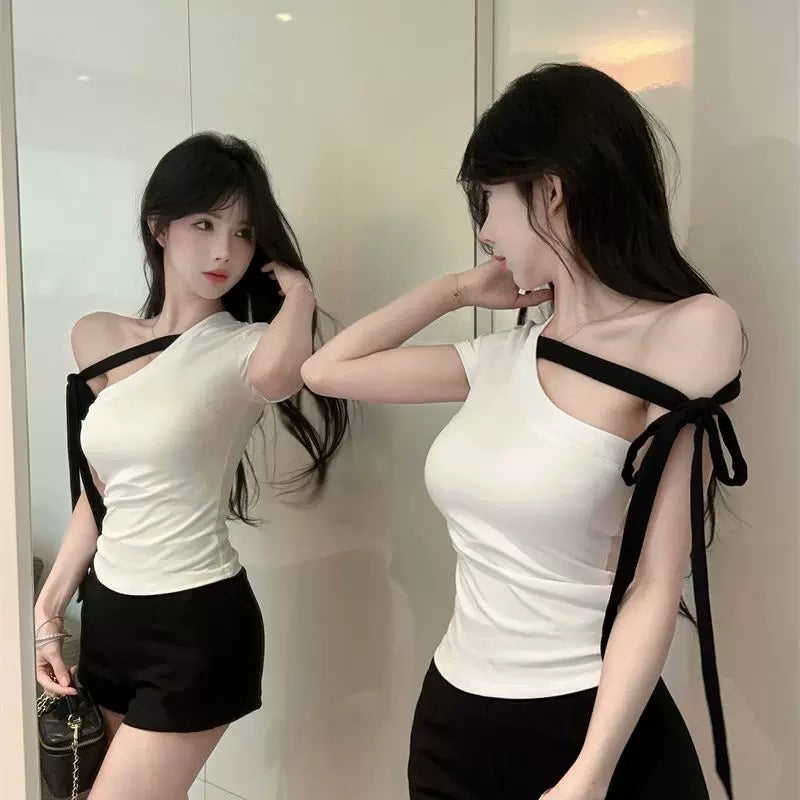 Unique and beautiful short sleeved T-shirt for women's summer in foreign trade, with a pure desire for spicy girls and a high-end, niche, and non collision design